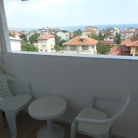 Ivelin Apartment Lozenets